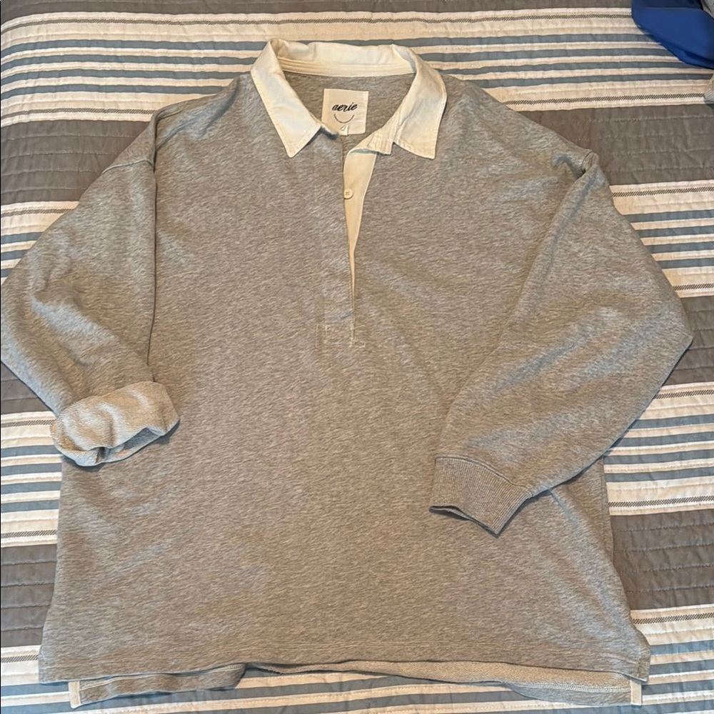 Oversized Collared Sweatshirt - image 1